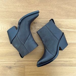 Acne Donna Leather Pointed Toe Ankle Boots, IT38